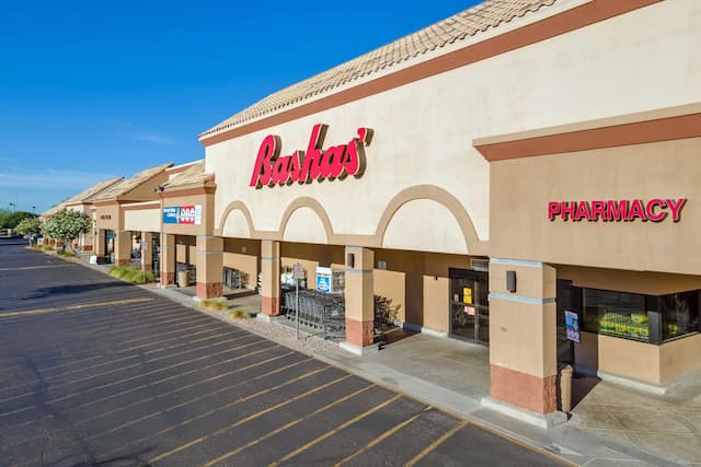 Western Retail Advisors Achieves 100% Leasing at Mesa's Ridgeview Plaza