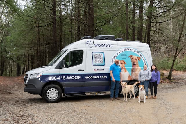 Woofie’s of Concord-Manchester Celebrates Grand Opening with Expanded Pet Services