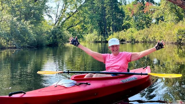 Singing Kayaker Brings Musical Passion to Senior Living Community