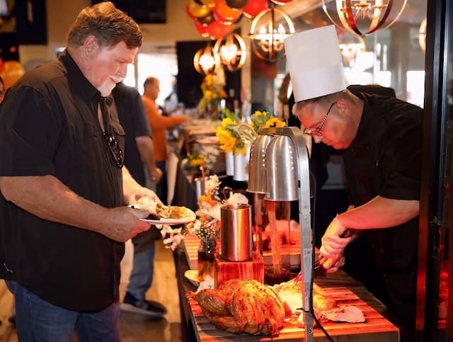 Galuppi's Offers Stress-Free Thanksgiving Dining Options