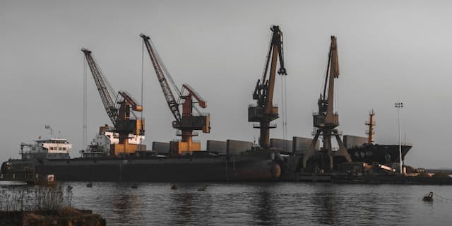 US Seeks Asian Shipbuilding Partnerships to Counter China, Revive US Industry