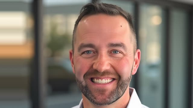 Revolutionizing Insurance Tech: Michael Jones Leads CRS to Global Success