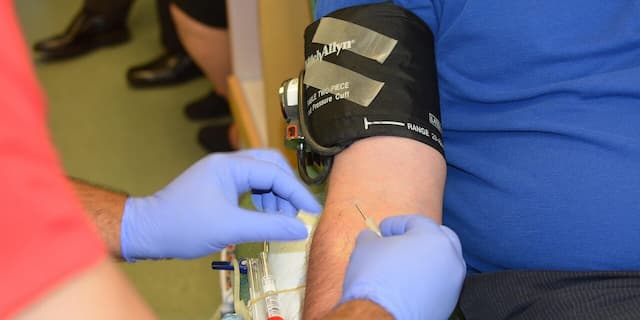 Blood Donor Shortage Worsens as Artificial Substitutes Fall Short