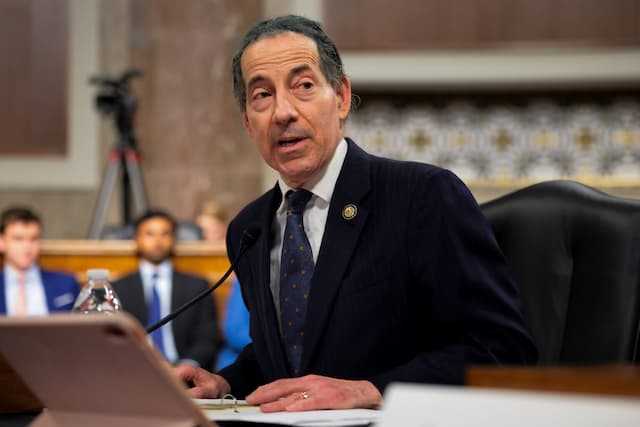 Raskin Leads Maryland Fundraising Race with Millions in Campaign Cash