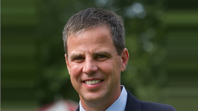 David Nevins Interviews Joe Clancy on Thoroughbred Racing and Media