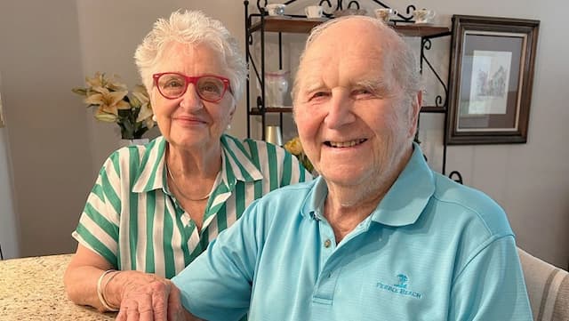Seamless Senior Transition: The Millers' Move to Charlestown
