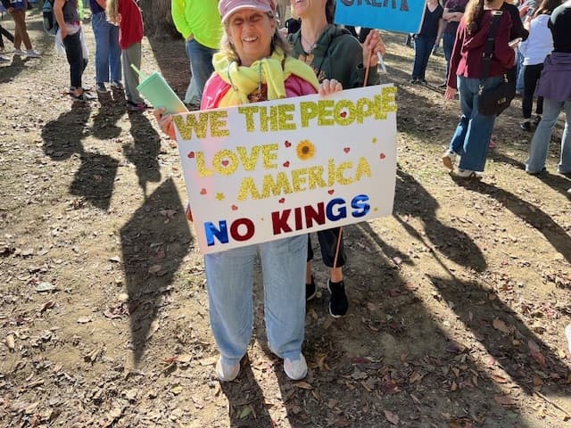Thousands Join 'No Kings' Protest Against Trump in Columbia