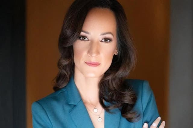 Year-End Real Estate Rush: Tax Benefits Drive Investment Sales Surge