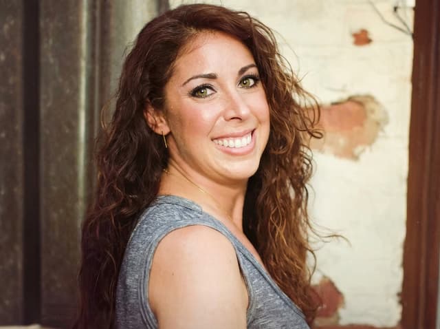 Navigating Jersey Shore's Diverse Coastal Towns with Expert Carly Ringer