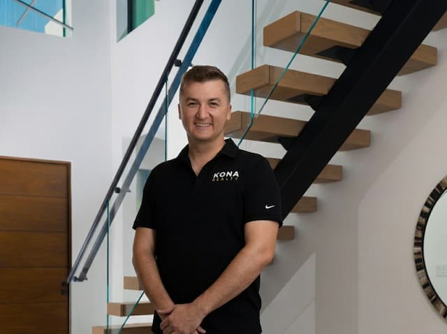 Croatian Buyer Purchases $1M Sarasota Property via Social Media Video