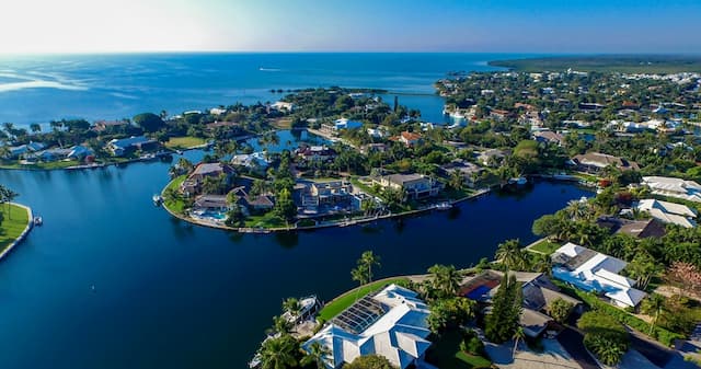 Flood Zones in Florida Keys: What Buyers Need to Know