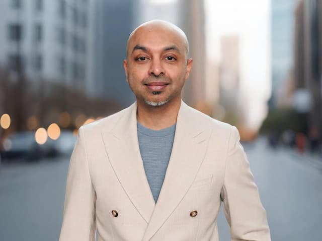 NYC Luxury Buyers Prioritize Exit Strategy Over Status in Tight Market