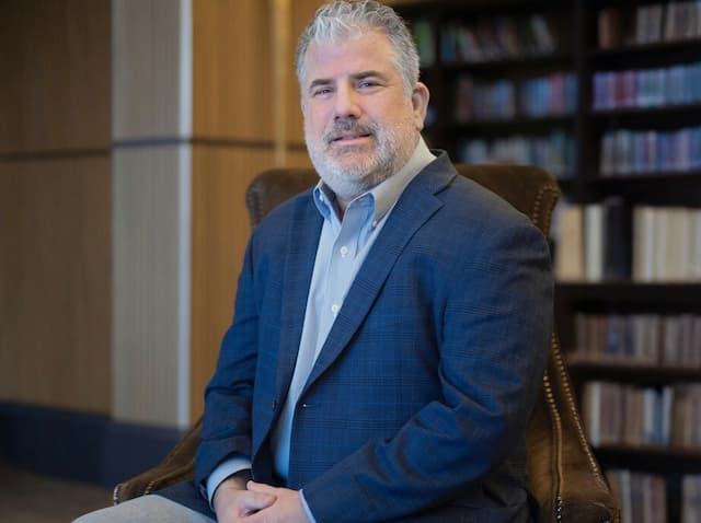 Real Estate Broker's Book Reveals Human Stories Behind Property Deals