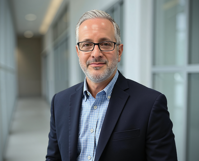 Peapack Private Hires Top Schwab Advisor Robert Melle for NYC Expansion