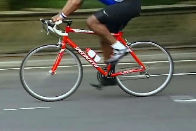 Heart Scarring in Aging Athletes Linked to Dangerous Rhythms