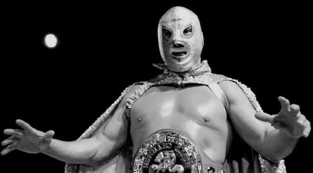 El Santo Honored with Permanent Martial Arts Museum Exhibit