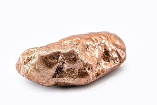 AI Boom Fuels Copper Demand, Spotlighting Mining ETFs as Key Investment Play