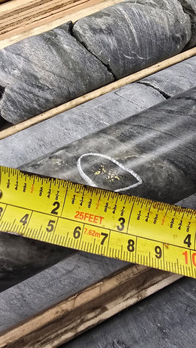 Rockland Resources Hits Visible Gold in First Drills at Red Lake Project