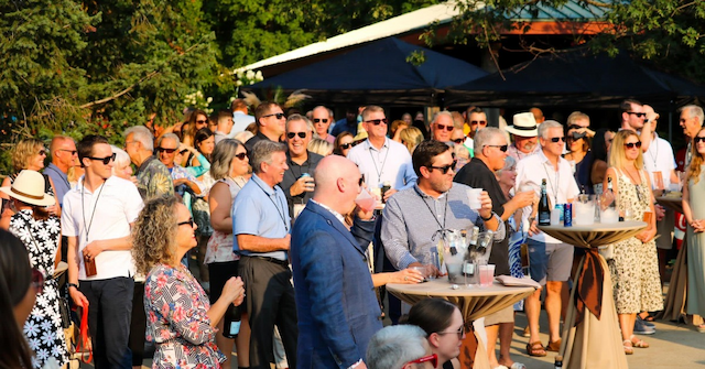 Blank Park Zoo's Safari Soiree: A Night of Dinosaurs and Conservation