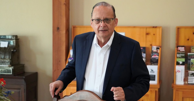 Texas Tourism Titan Larry Woods Retires After 50+ Year Legacy