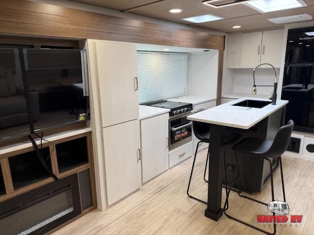 United RV Centers Expands Inventory and Service for 2026