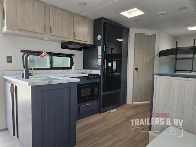 Best Choice Trailers - RV Expands Inventory for Pittsburgh Buyers