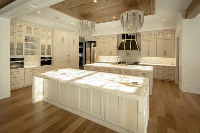 Orlando Carpenter's 35-Year Legacy Transforms Kitchens with Custom Craftsmanship