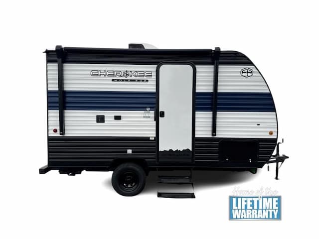 Royal Coach RV Expands Inventory in Bakersfield for Luxury RV Buyers
