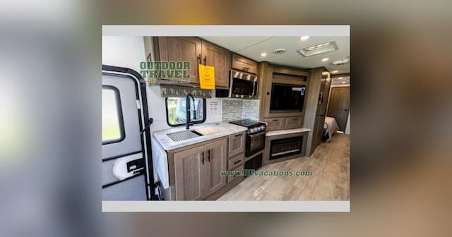 Outdoor Travel Launches RV Clearance and Rentals in Ontario