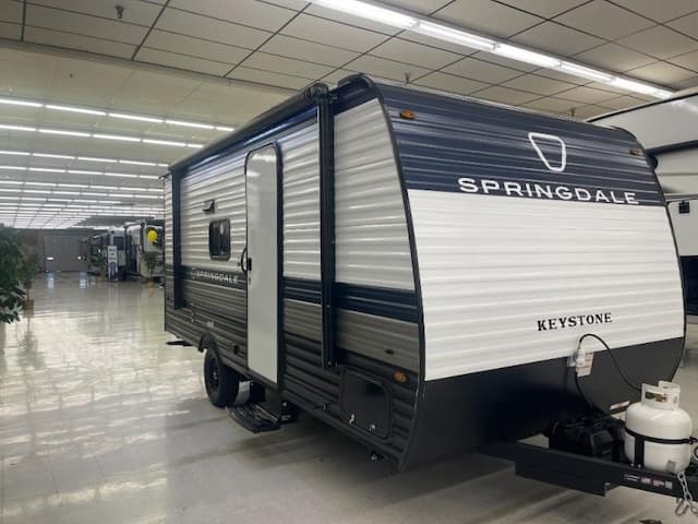 RnR RV Center Expands Liberty Lake Inventory and Service Capacity