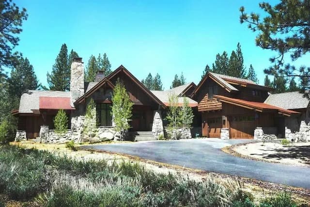 Lake Tahoe's Trusted Water Damage Experts: Why Locals Choose Truckee Tahoe Pros