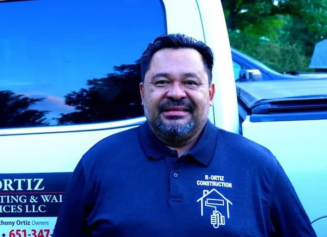 R Ortiz Construction Transforms Twin Cities Homes with Expert Painting & Drywall