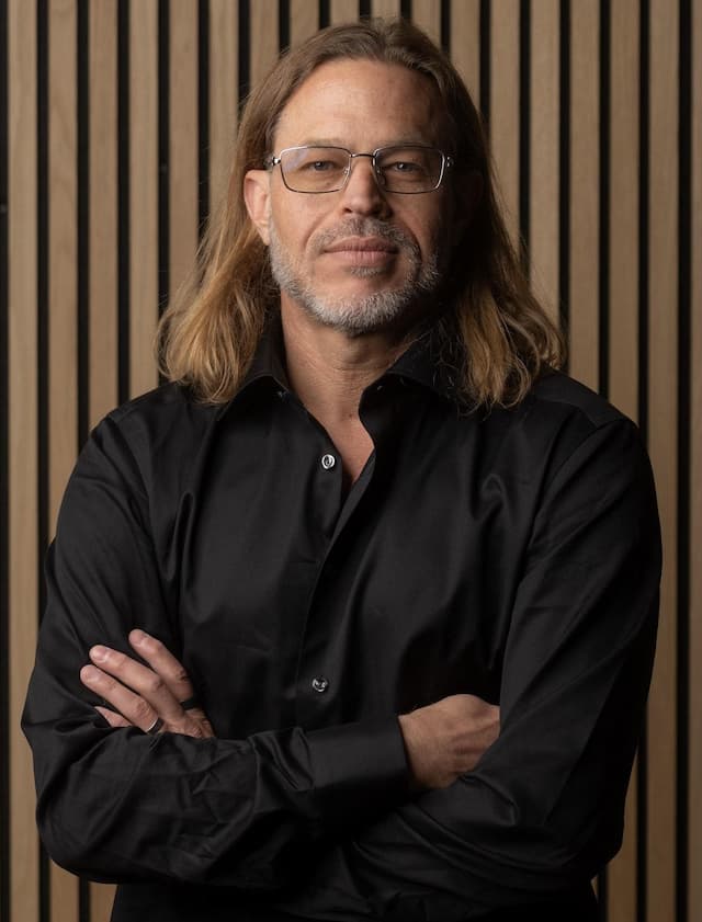 Dr. Whitfield Launches SHARP Method for Non-Surgical Health Optimization