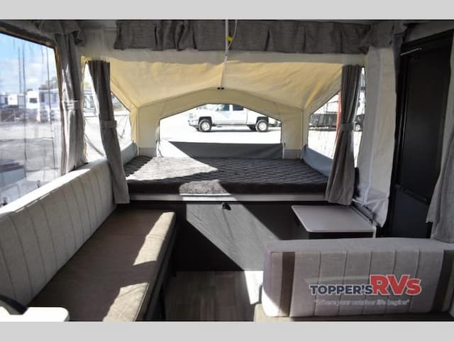 Texas Dealership Keeps Pop-Up Campers Flowing for RV Buyers