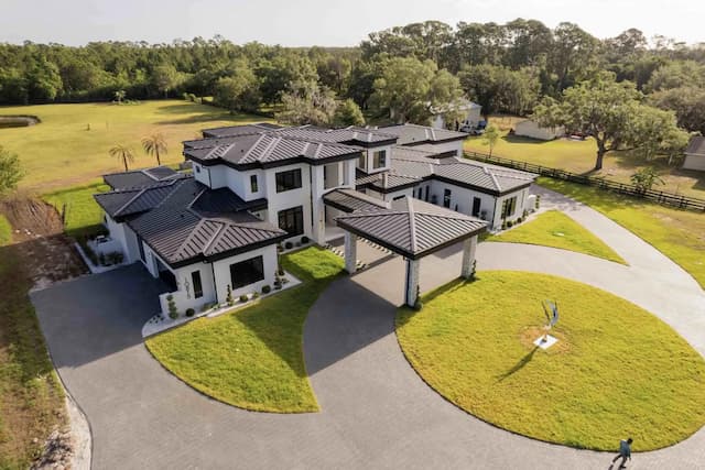 Ballard Custom Homes Expands to Vero Beach, Elevating Luxury Living