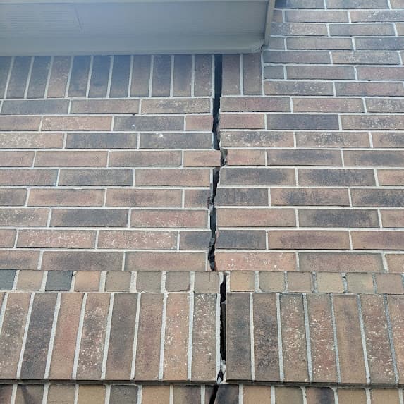 Texas Foundation Repair: Navigating Contractor Choices for Homeowners