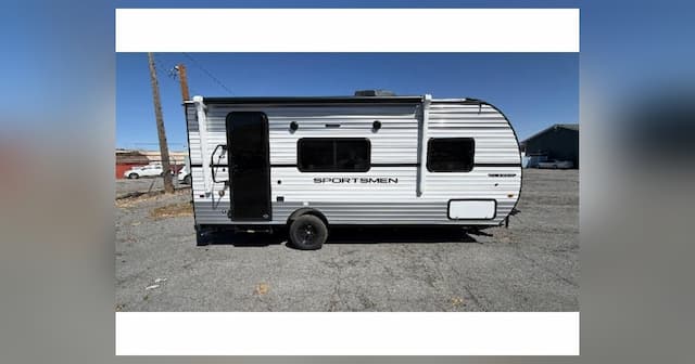 Michael Hohl RV Adds KZ Sportsmen Classic Travel Trailers in Nevada