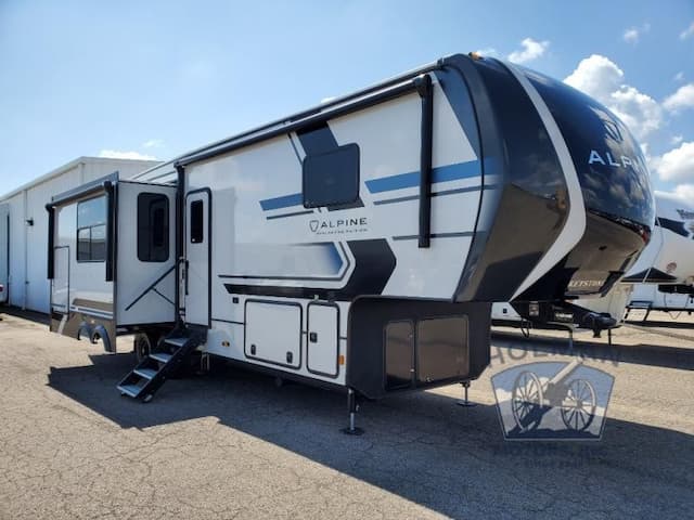 Holman RV Expands Inventory in Ohio with Diverse RV Options
