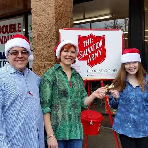Sureway Comfort Partners with Salvation Army for Holiday Giving
