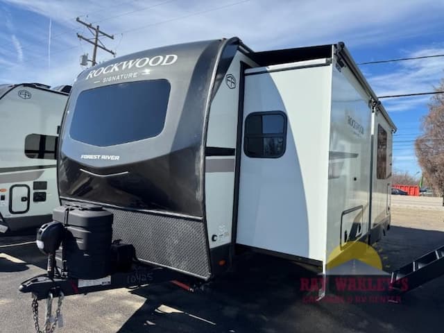 Ray Wakley's Expands RV Rentals and Service in North East, PA