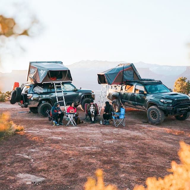 Axleboy Offroad Guides Adventurers to the Perfect Rooftop Tent