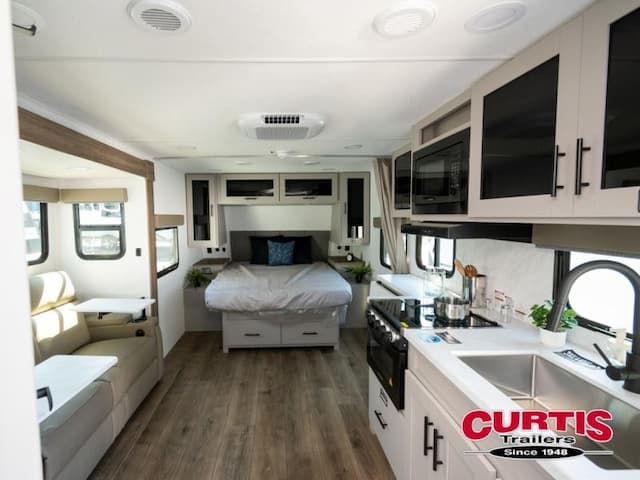 Curtis Trailers Expands 2026 RV Lineup in Oregon