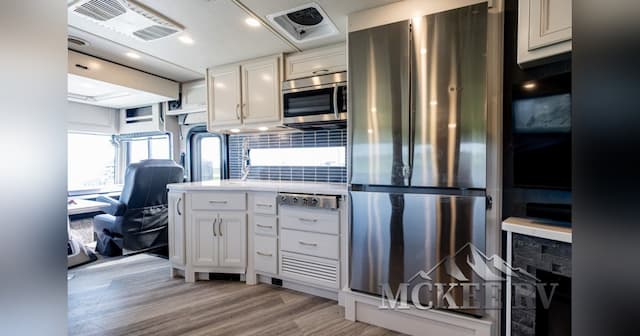 McKee RV Showcases New and Used Motorhomes in Iowa