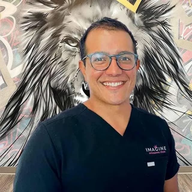 St. Pete Studio Brightens Smiles with Fast, Personalized Zoom Whitening