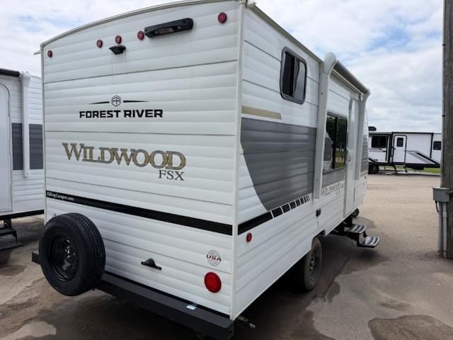 Hilltop Camper & RV Expands RV Access in Rochester, MN