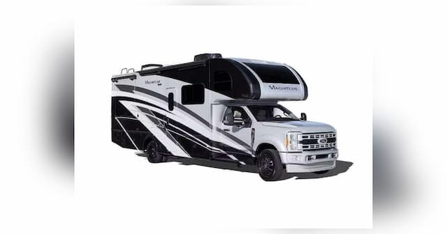 Johnnie Walker RV Adds Thor Magnitude Super C Diesel Motorhomes