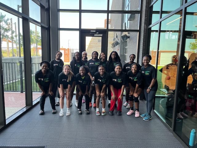 Former Collegiate Volleyball Player Launches Advantage Roots Volleyball Company