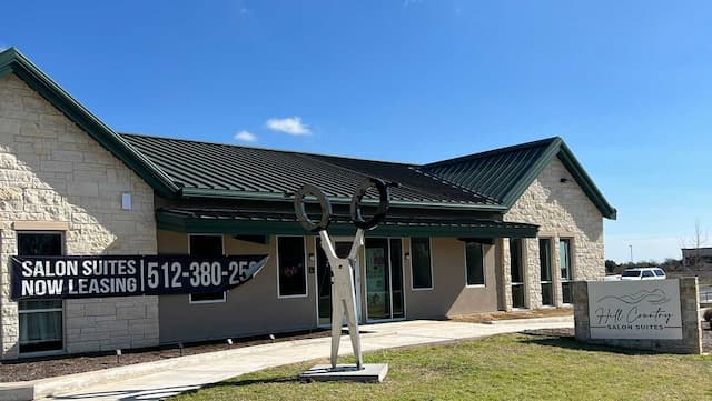 New Hair Salon Hairs2u51 Joins Hill Country Salon Suites