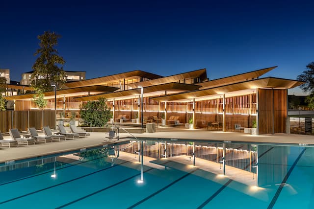 British Expats Find Perfect Home at Rowan at Valencia