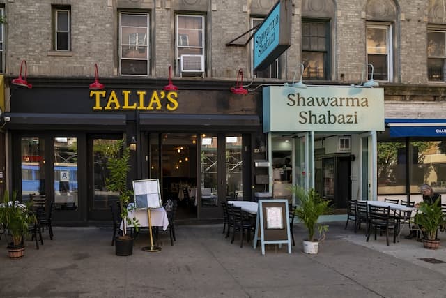 Talia's Steakhouse & Bar: Serving Traditional Glatt Kosher Thanksgiving Feasts for Over 22 Years